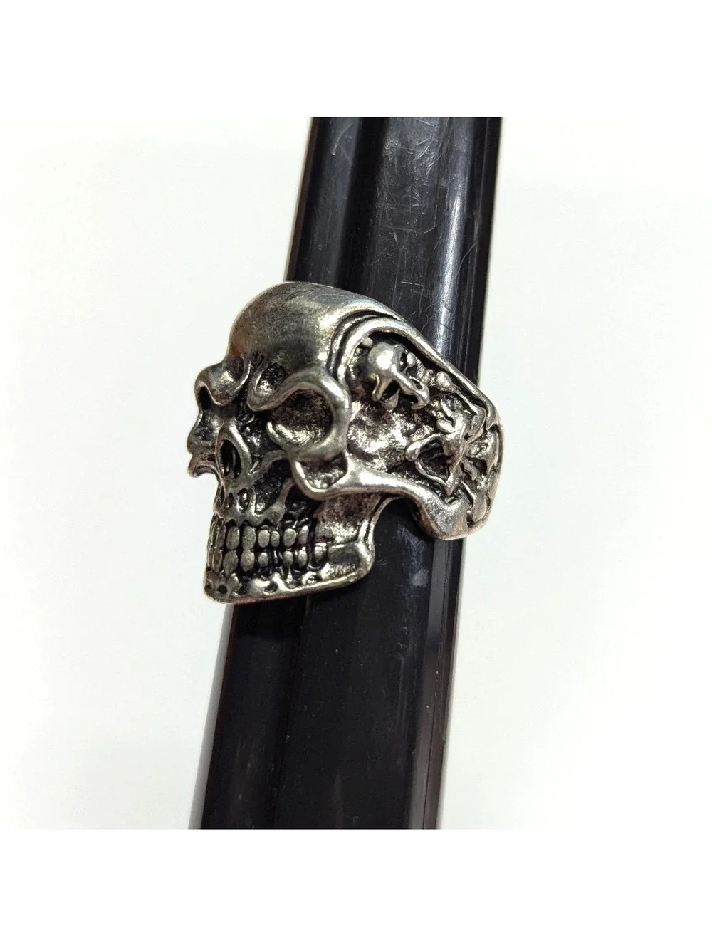 Vintage New Skull Ring Unisex Big Mens Plus Size 11 SilverTone Gothic Biker
